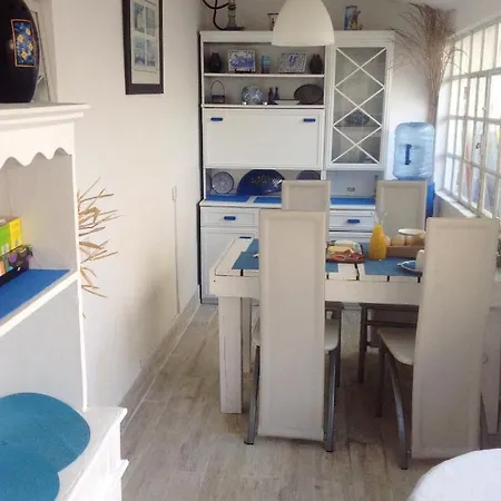 House With 3 Bedrooms In With Enclosed Garden And Wifi 50 M From The Slopes *